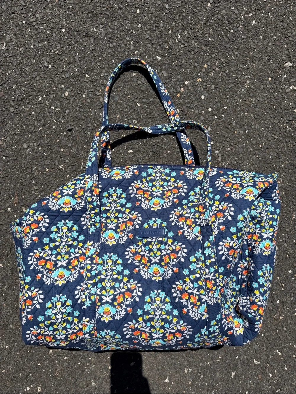 Vera Bradley spacious quilted
